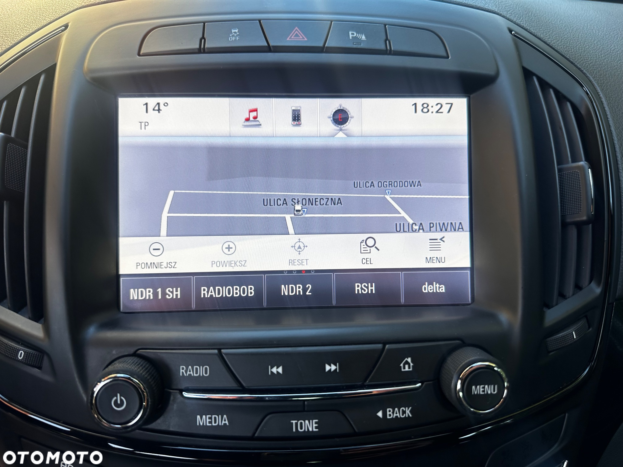 Opel Insignia - 17