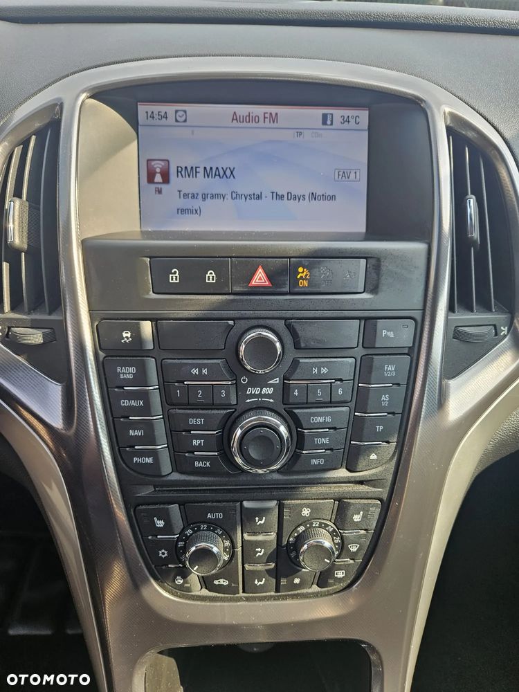 Opel Astra 1.6 Turbo - 10