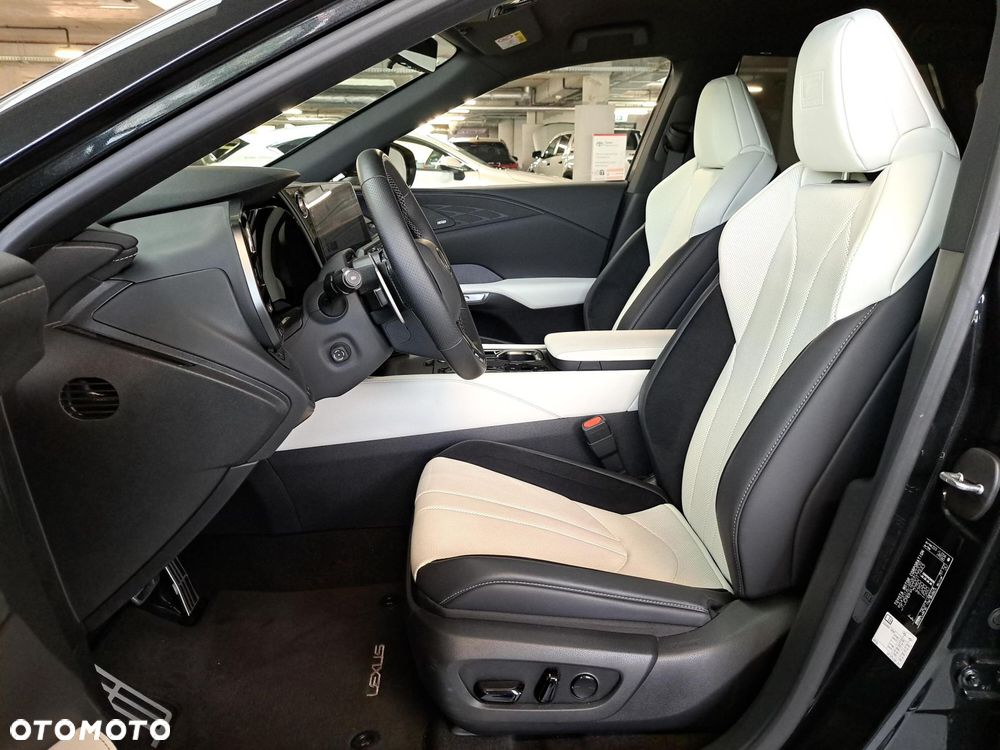 Lexus RX - 27