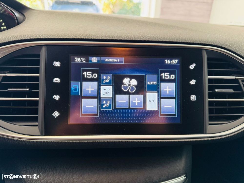 Peugeot 308 1.6 BlueHDi Style - 14