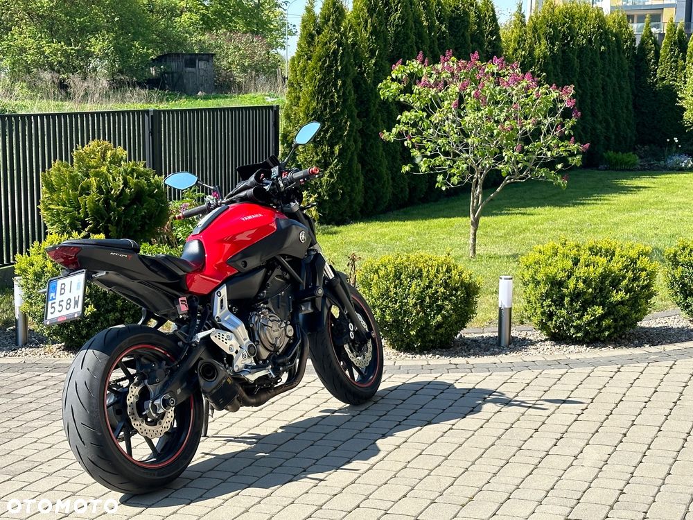 Yamaha MT - 2