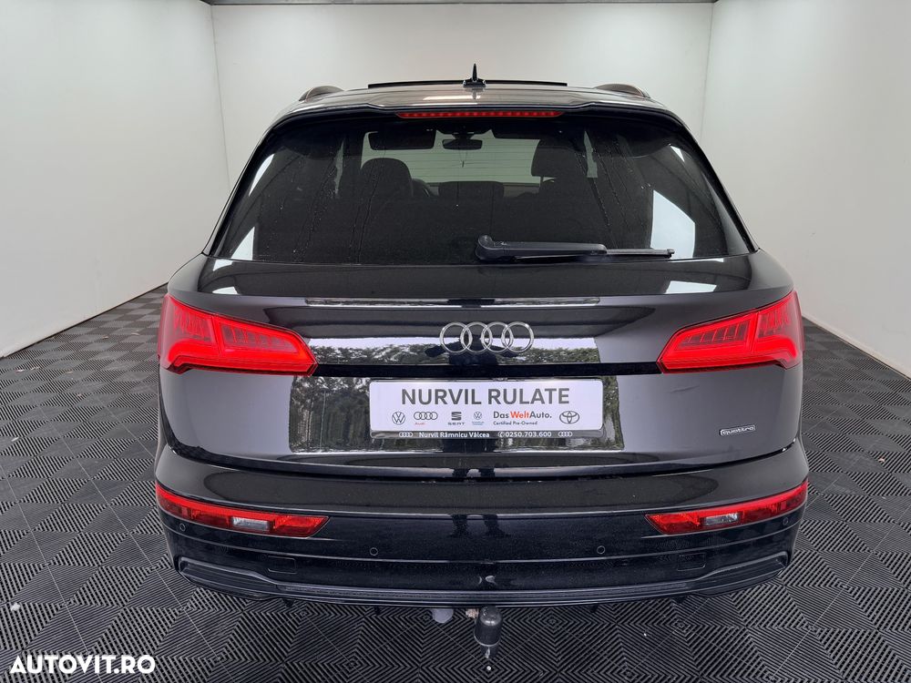 Audi Q5 2.0 40 TDI quattro S tronic Sport - 4