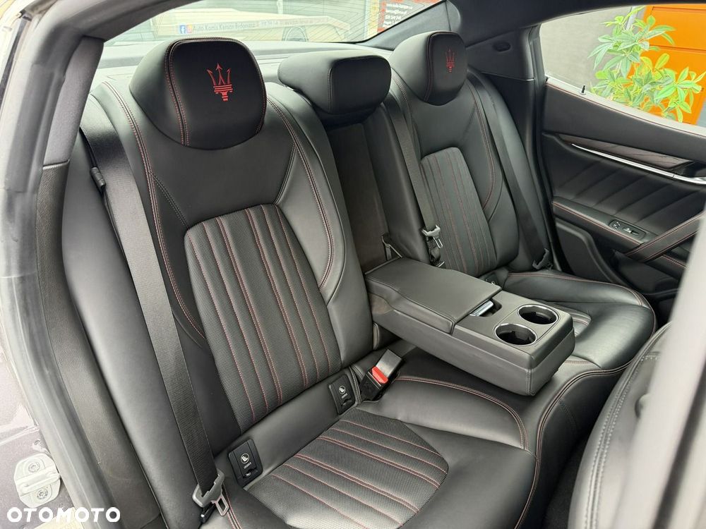 Maserati Ghibli Granlusso - 34