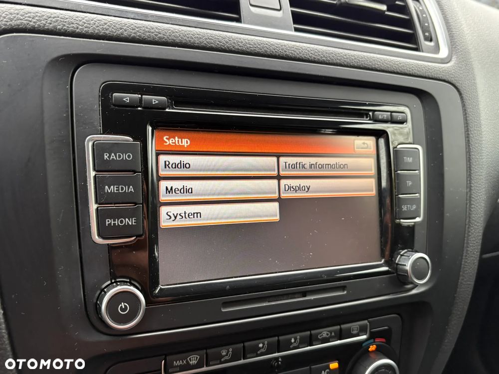 Volkswagen Jetta 1.4 TSI Comfortline - 18