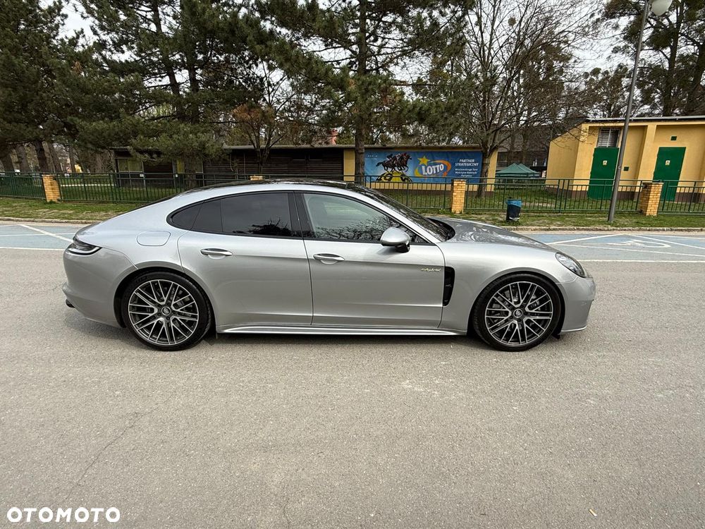Porsche Panamera 4 - 4
