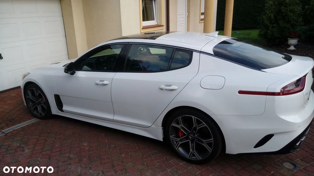 Kia Stinger 3.3 T-GDI AWD GT - 1