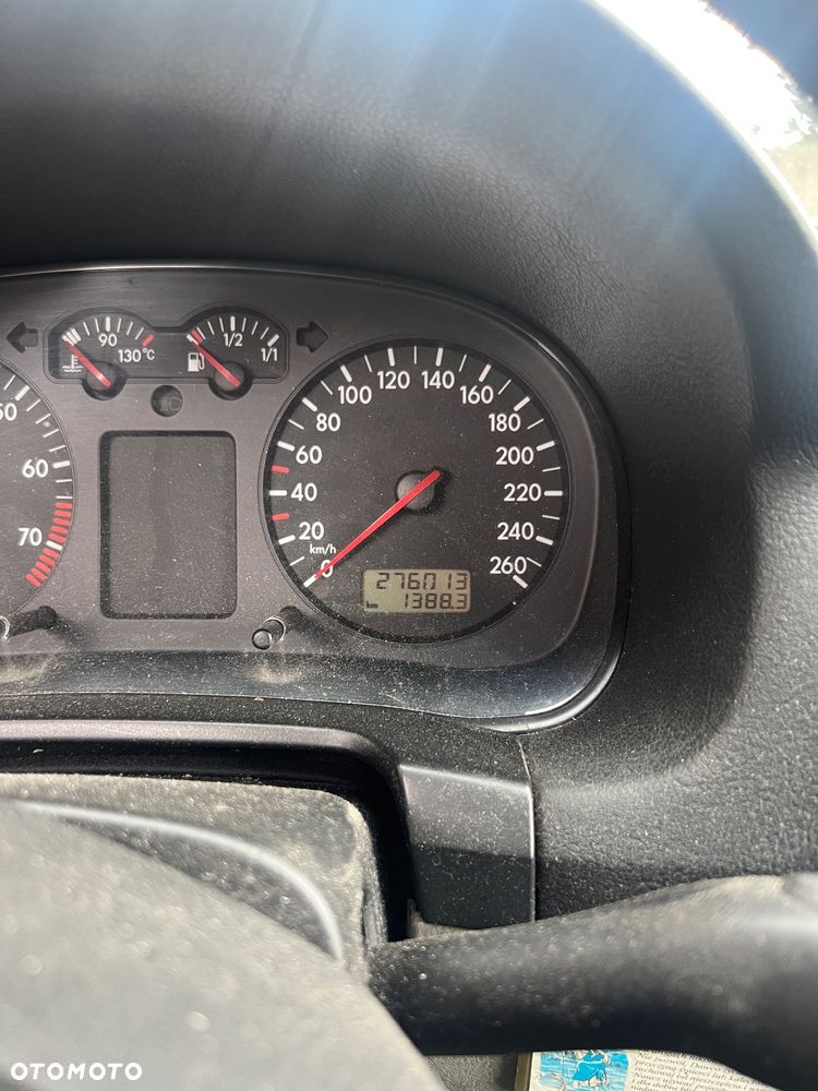 Volkswagen Golf 1.6 Basis - 6