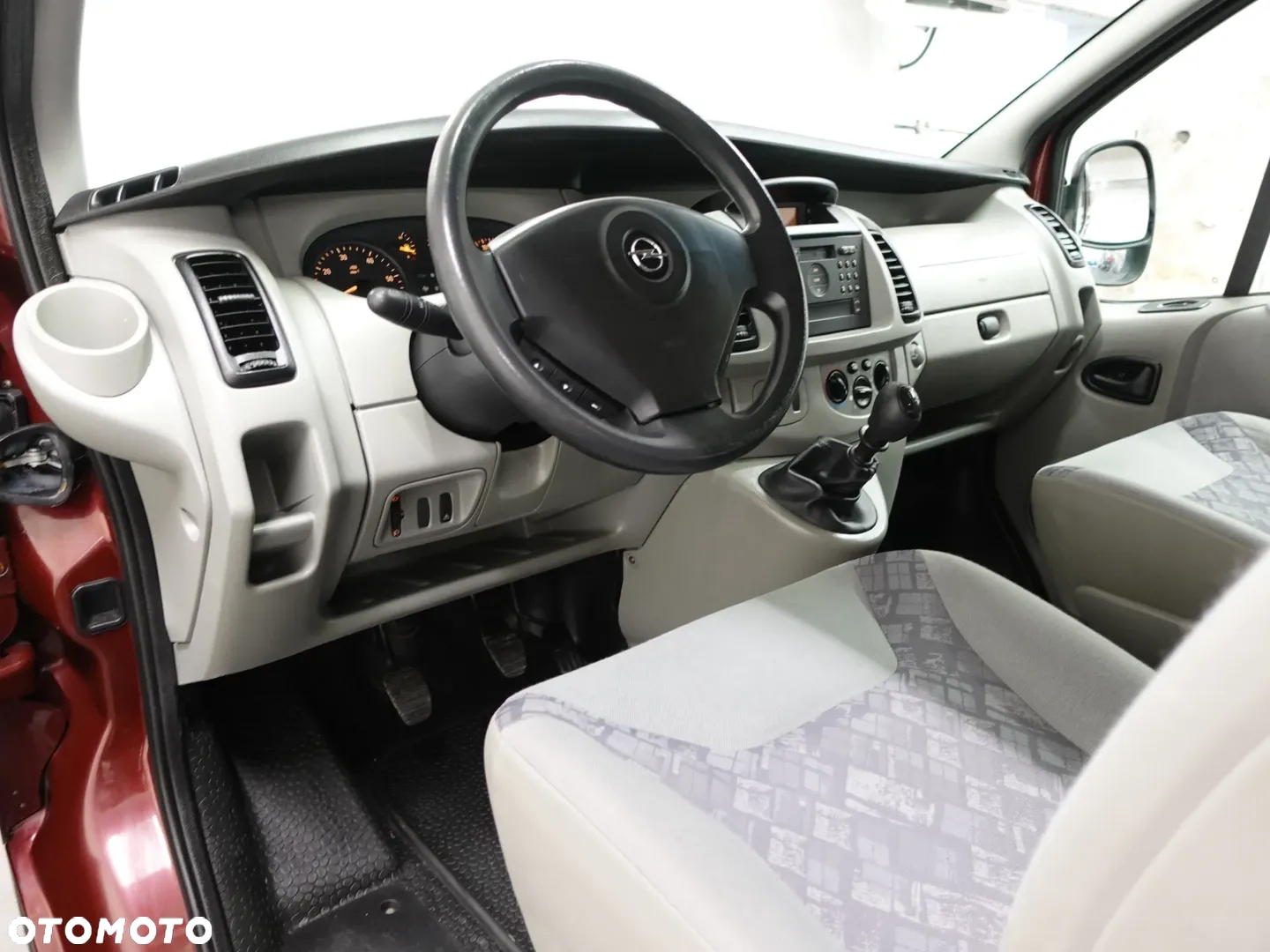 Opel Vivaro 2.5 CDTI L1H1 Life Edition - 19