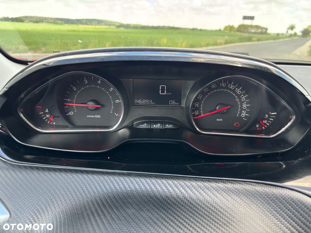 Peugeot 208 1.2 PureTech Active - 9