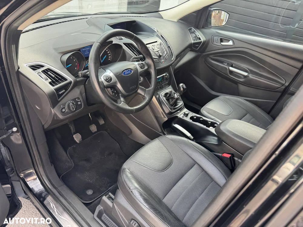 Ford Kuga 1.6 EcoBoost Start Stop 2WD Titanium - 7