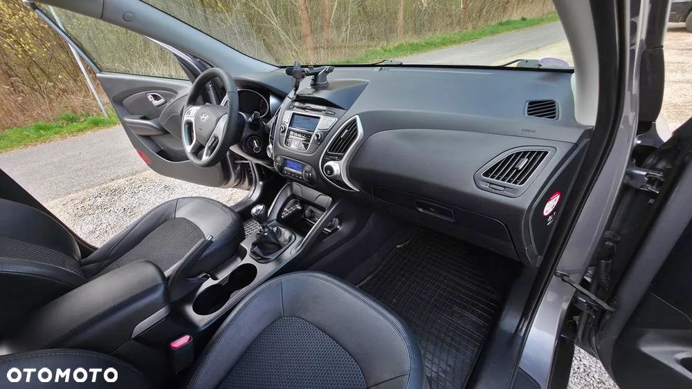 Hyundai ix35 1.6 2WD blue Trend - 27