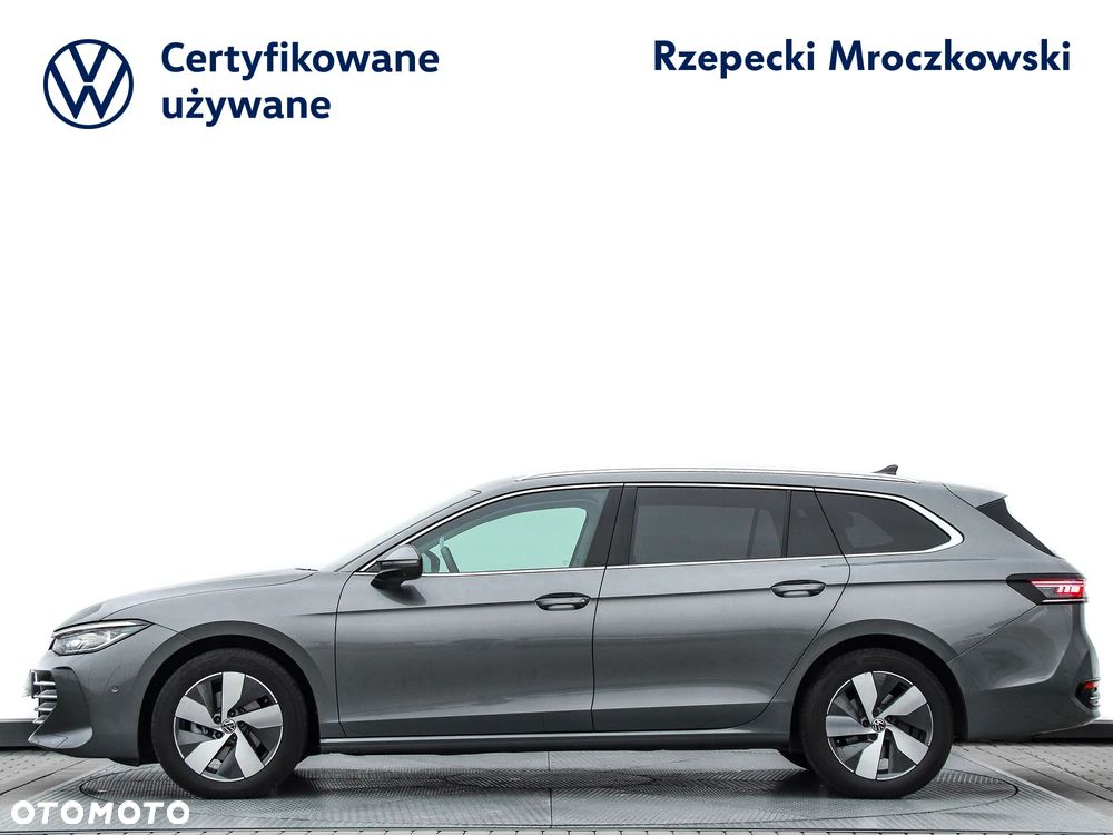 Volkswagen Passat Variant 1.5 TSI EVO Elegance DSG - 8