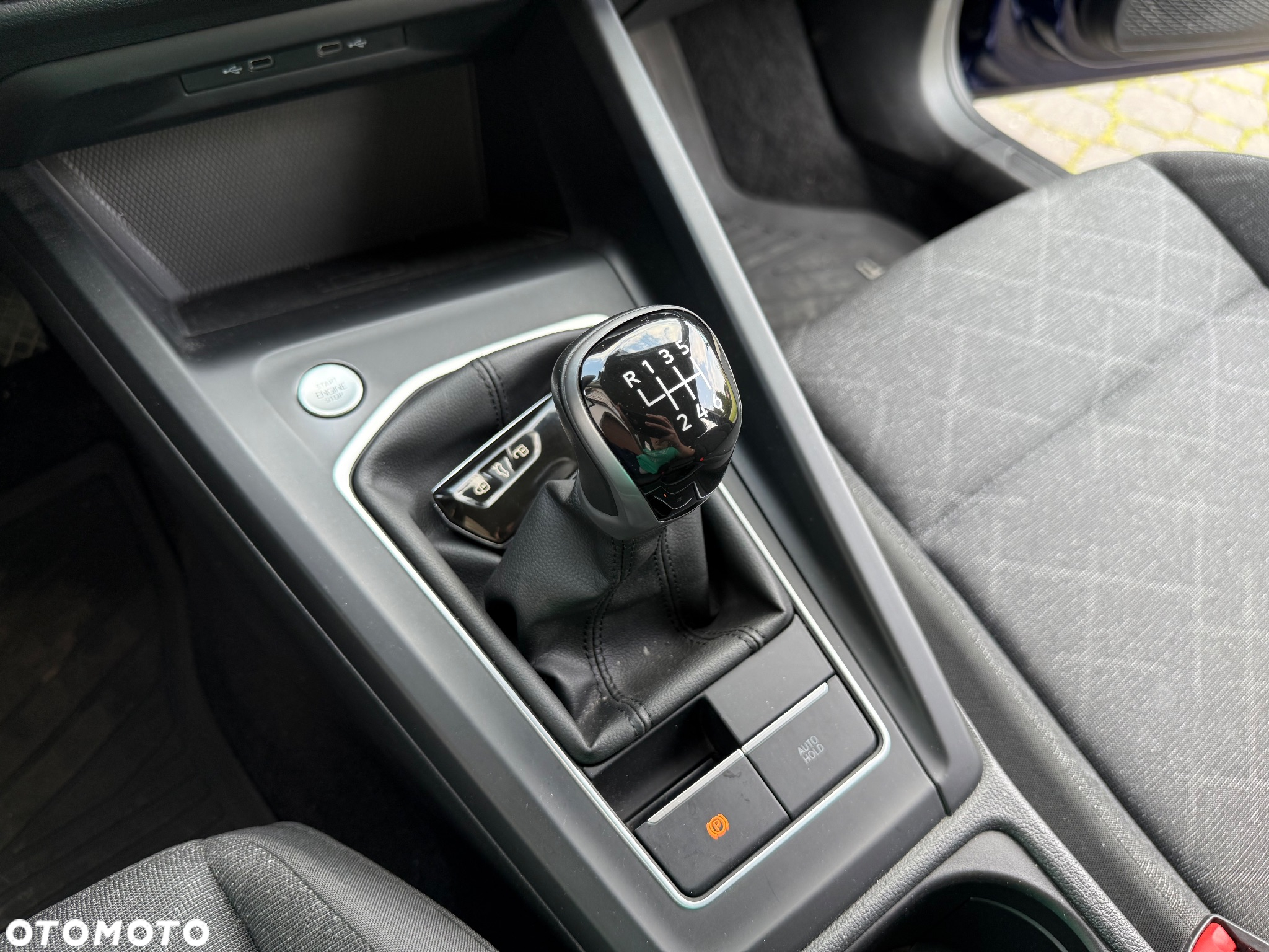 Volkswagen Golf VIII 1.5 TSI EVO Life - 31
