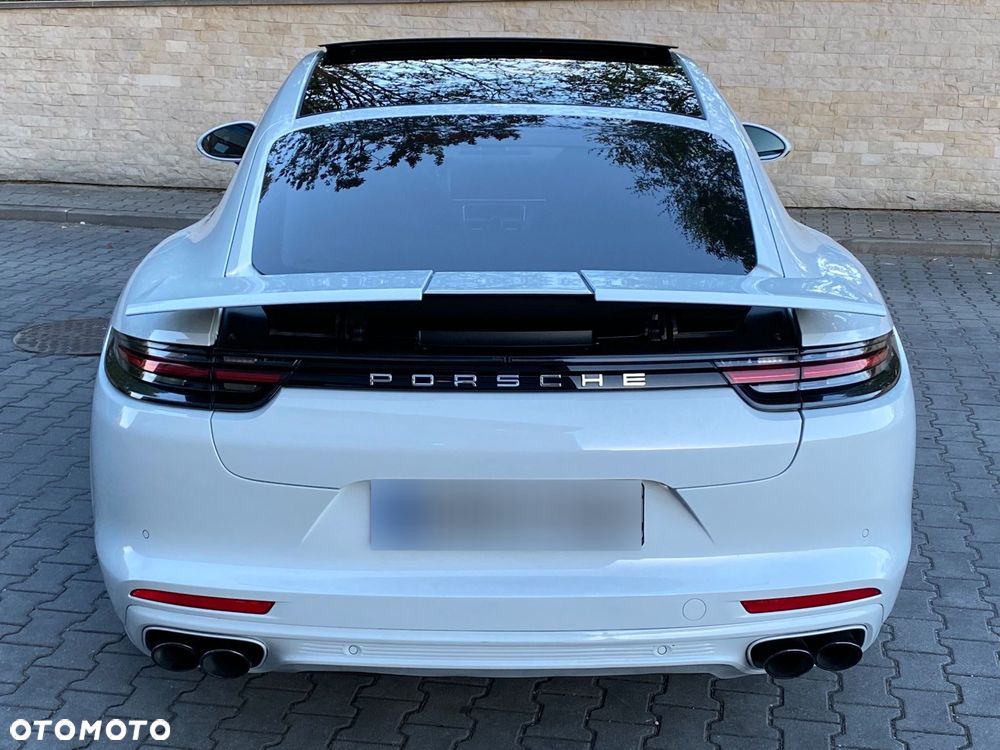 Porsche Panamera - 28