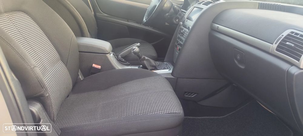 Peugeot 407 SW 1.6 HDi Premium - 16