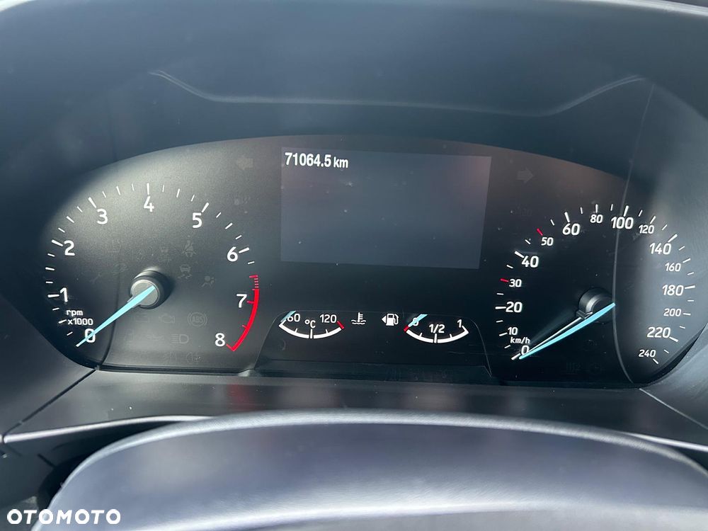 Ford Focus 1.0 EcoBoost Hybrid ST-LINE - 8