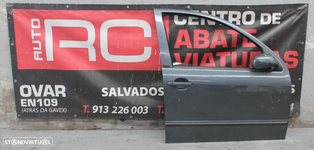 Porta da Frente do Lado Direito Volkswagen Polo 6N - 1