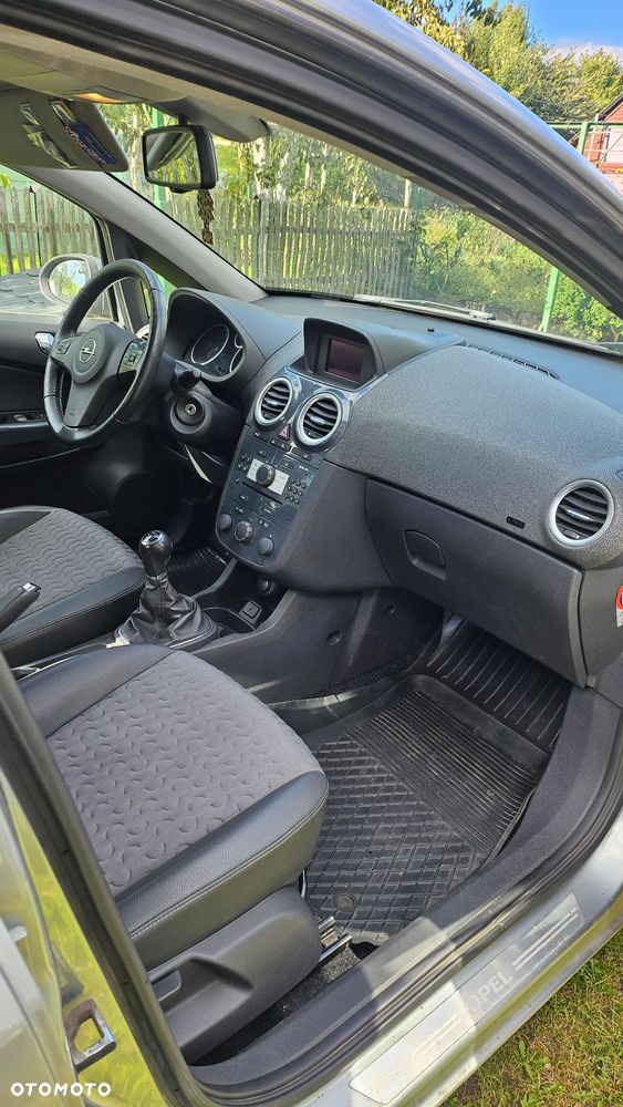 Opel Corsa 1.7 CDTI Cosmo - 4