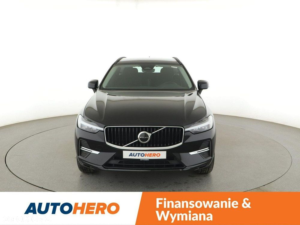Volvo XC 60 B4 D AWD Geartronic Momentum - 12