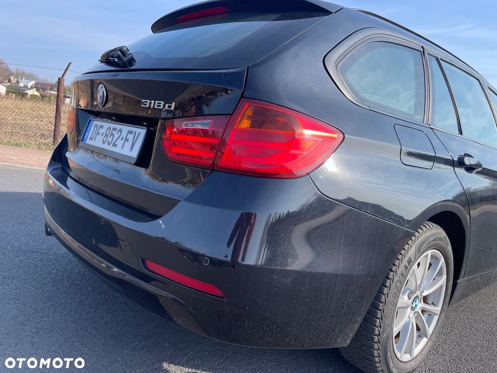 BMW Seria 3 318d Blue Performance Modern Line - 38