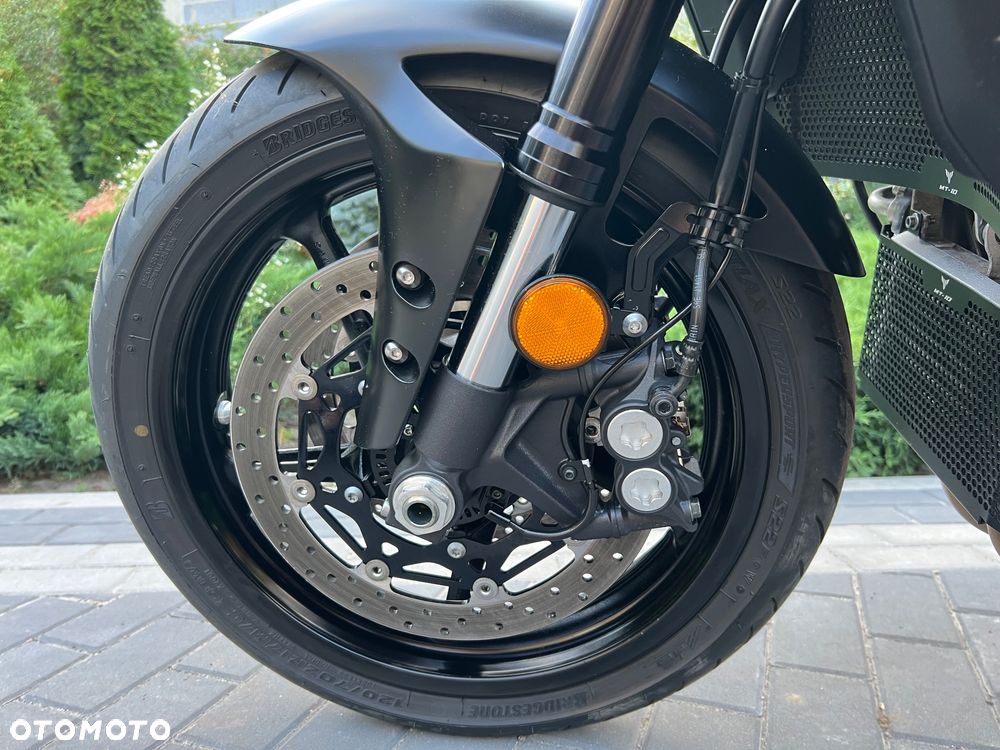 Yamaha MT - 20