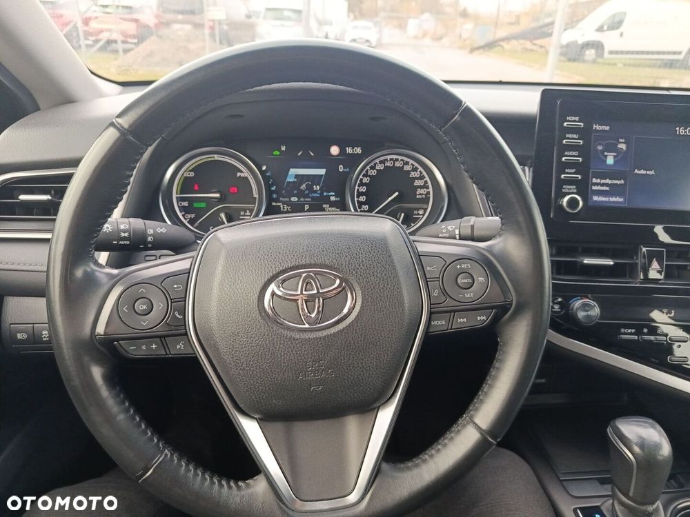 Toyota Camry 2.5 Hybrid Comfort CVT - 17