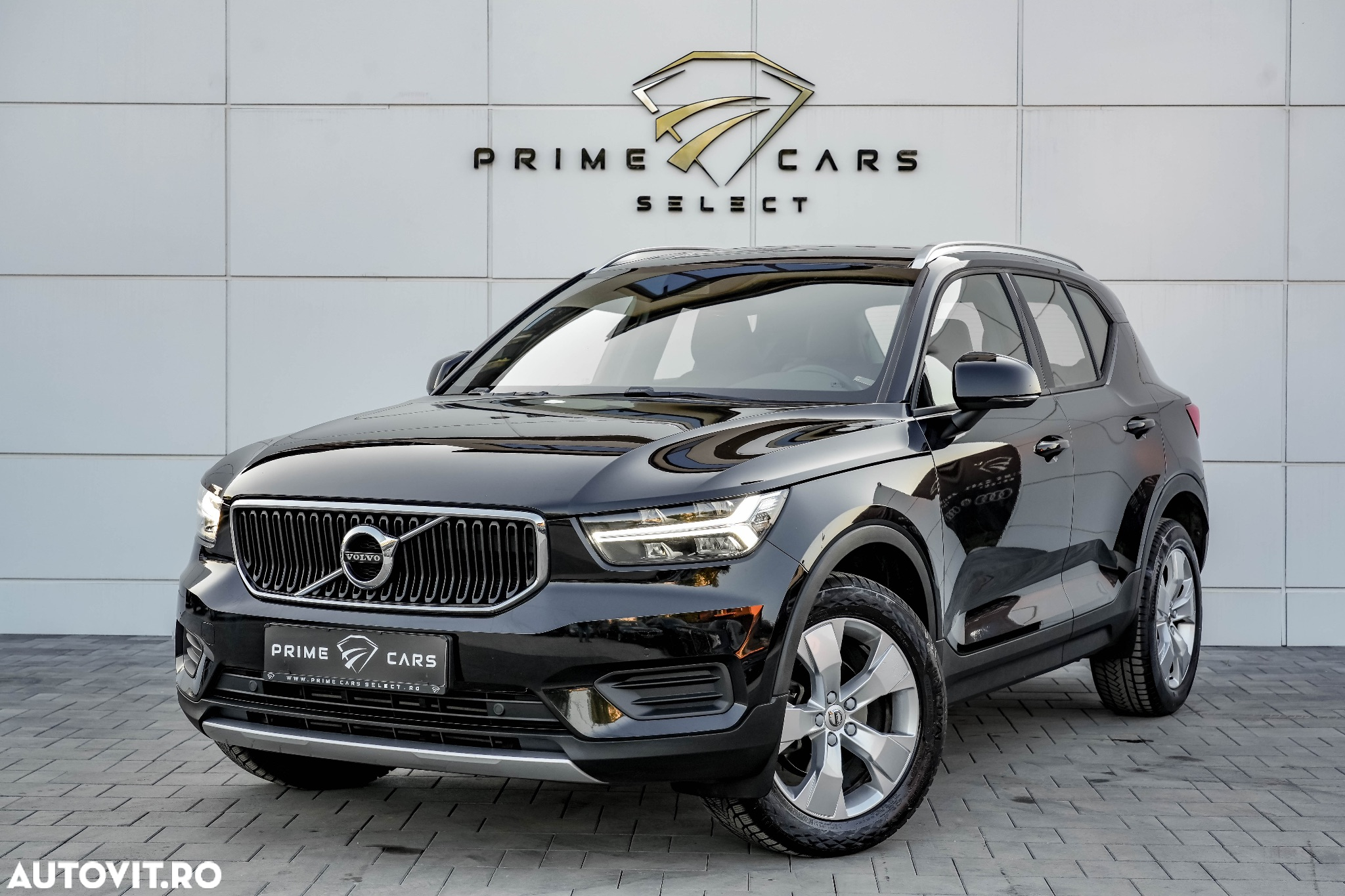 Volvo XC 40 T3 Geartronic Momentum - 2