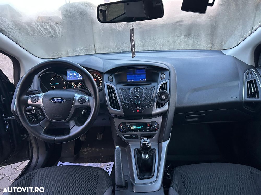 Ford Focus - 16