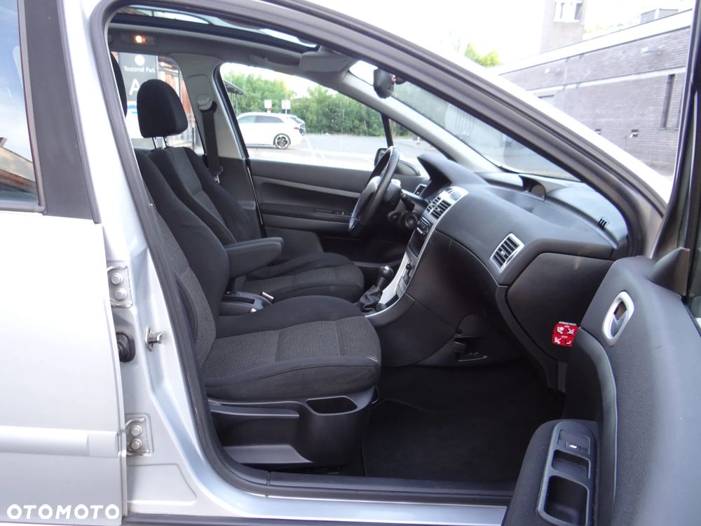 Peugeot 307 SW 110 OXYGO - 21
