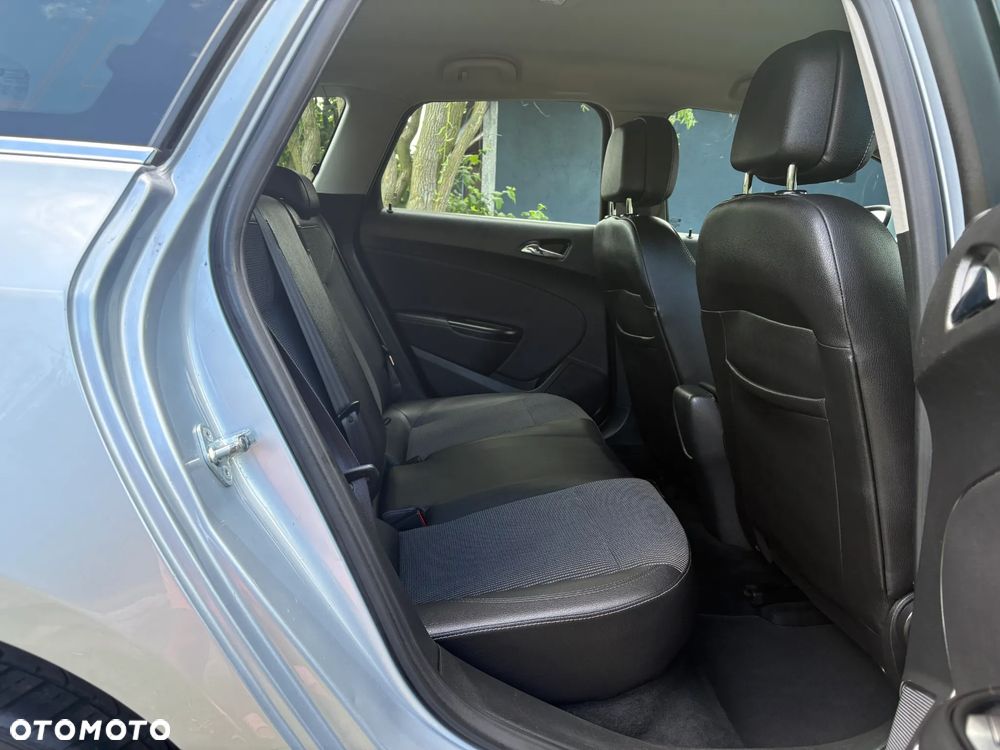 Opel Astra 1.4 Turbo Cosmo - 23