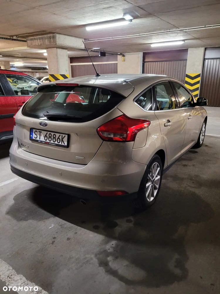 Ford Focus 1.5 EcoBoost Titanium ASS - 4