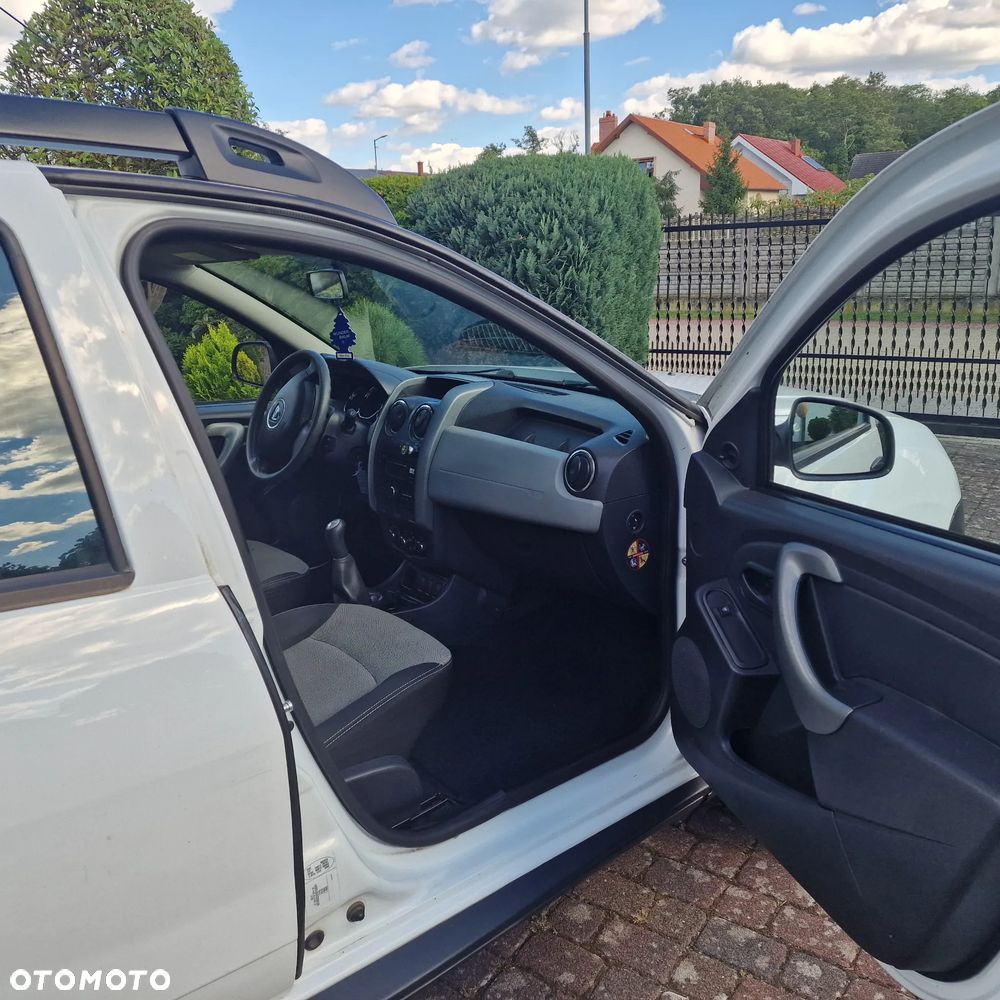 Dacia Duster 1.6 16V 4x2 Prestige - 14