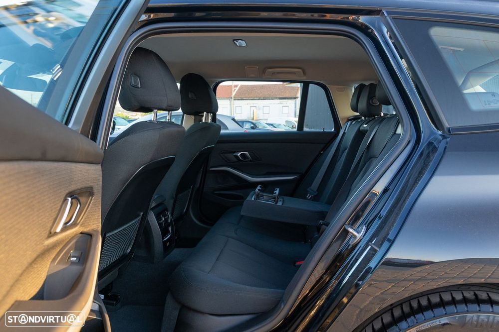 BMW 320 e Auto - 13