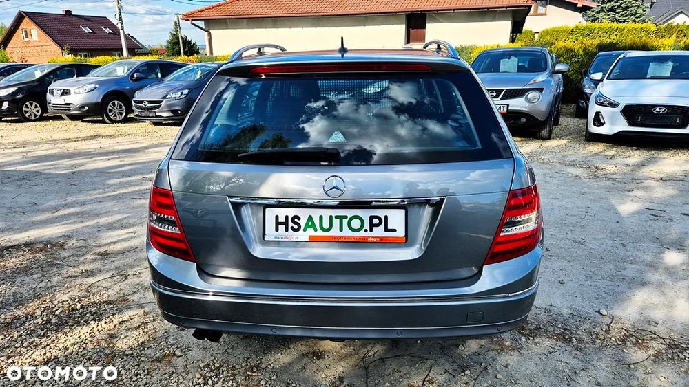 Mercedes-Benz Klasa C 180 BlueEFFICIENCY 7G-TRONIC Avantgarde - 15
