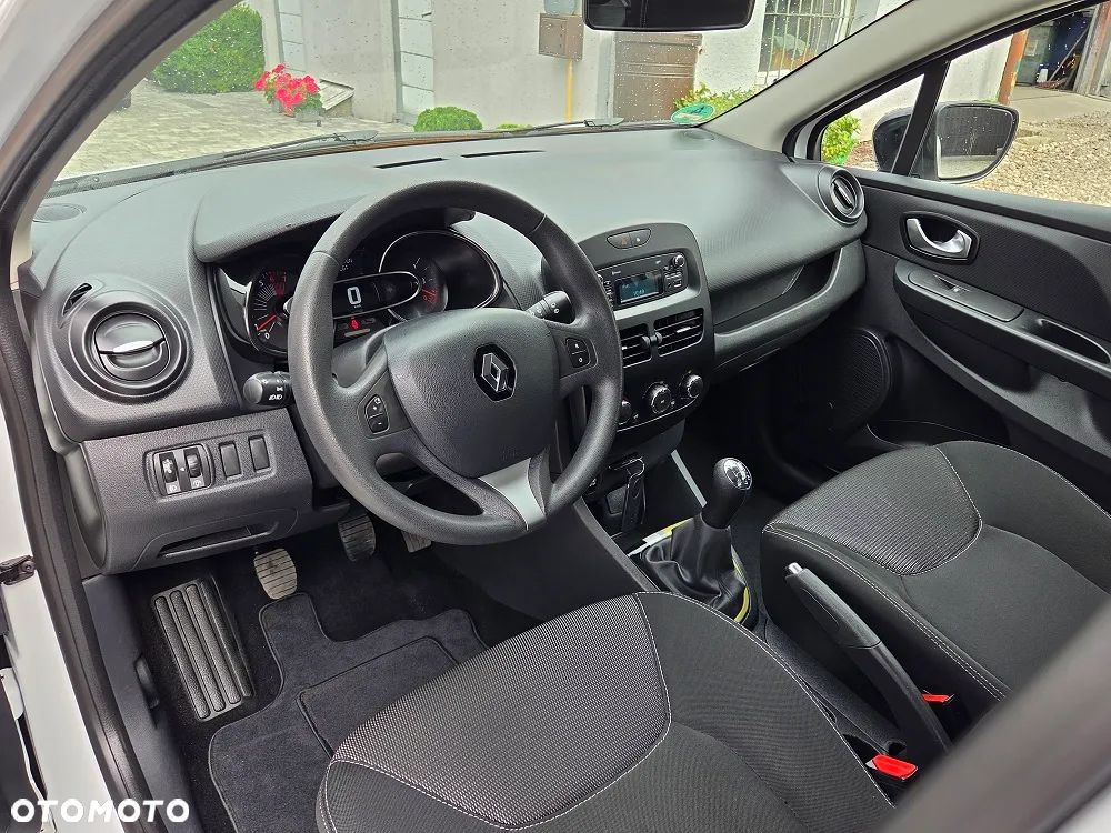 Renault Clio 1.2 16V Life EU6 - 14