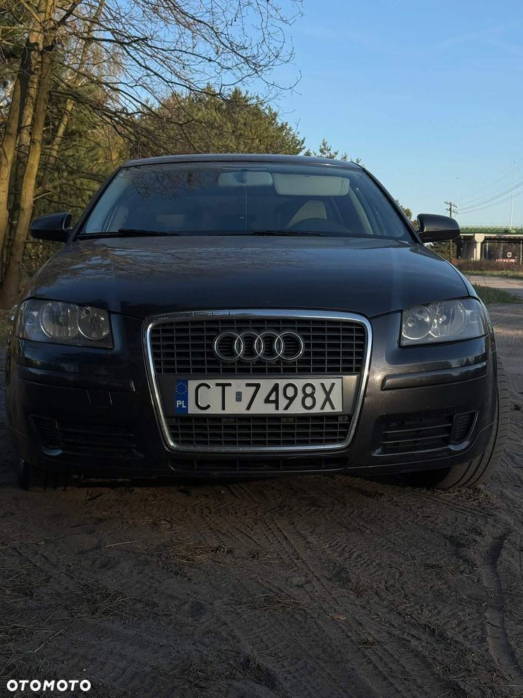 Audi A3 Sportback 2.0 FSI Ambiente Tiptr - 2