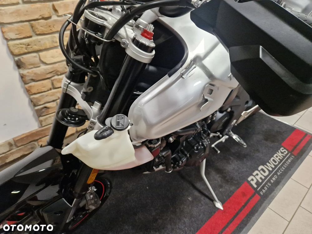 Triumph Tiger - 27