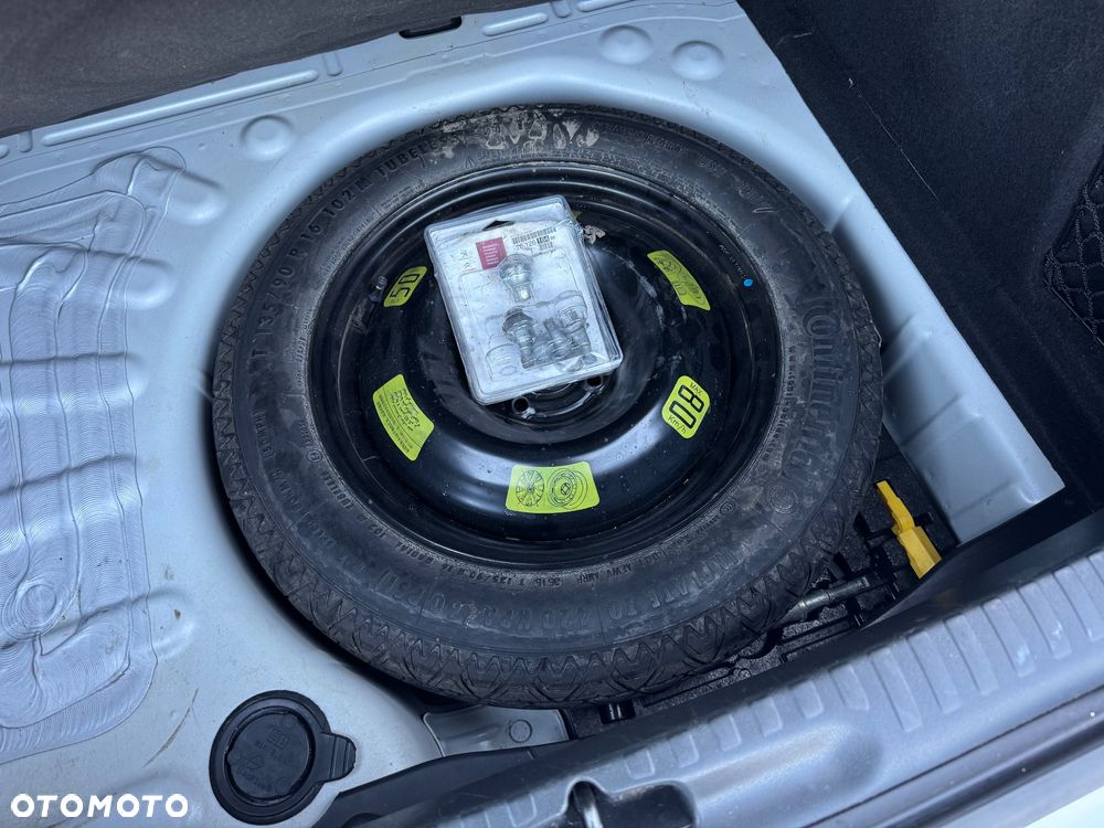 Citroën DS4 BlueHDi 150 S&S SoChic - 24