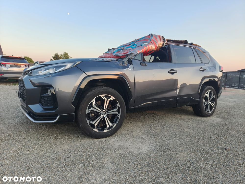 Toyota RAV4 - 9