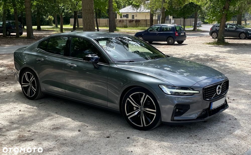 Volvo S60 B4 B R-Design - 1