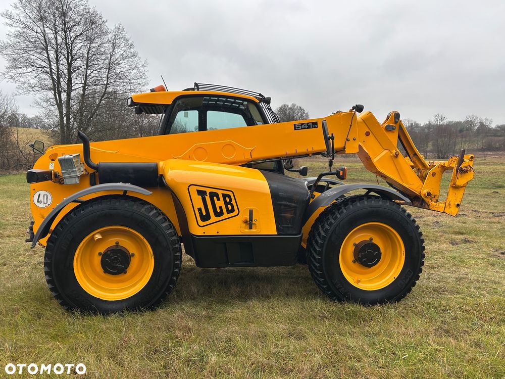 JCB - 4