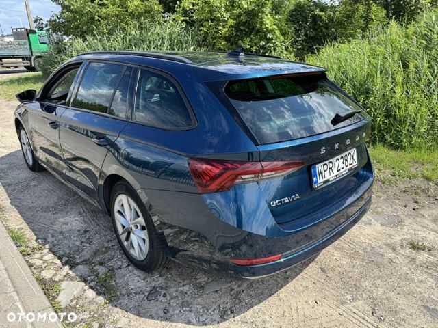 Skoda Octavia 2.0 TDI SCR Ambition DSG - 5
