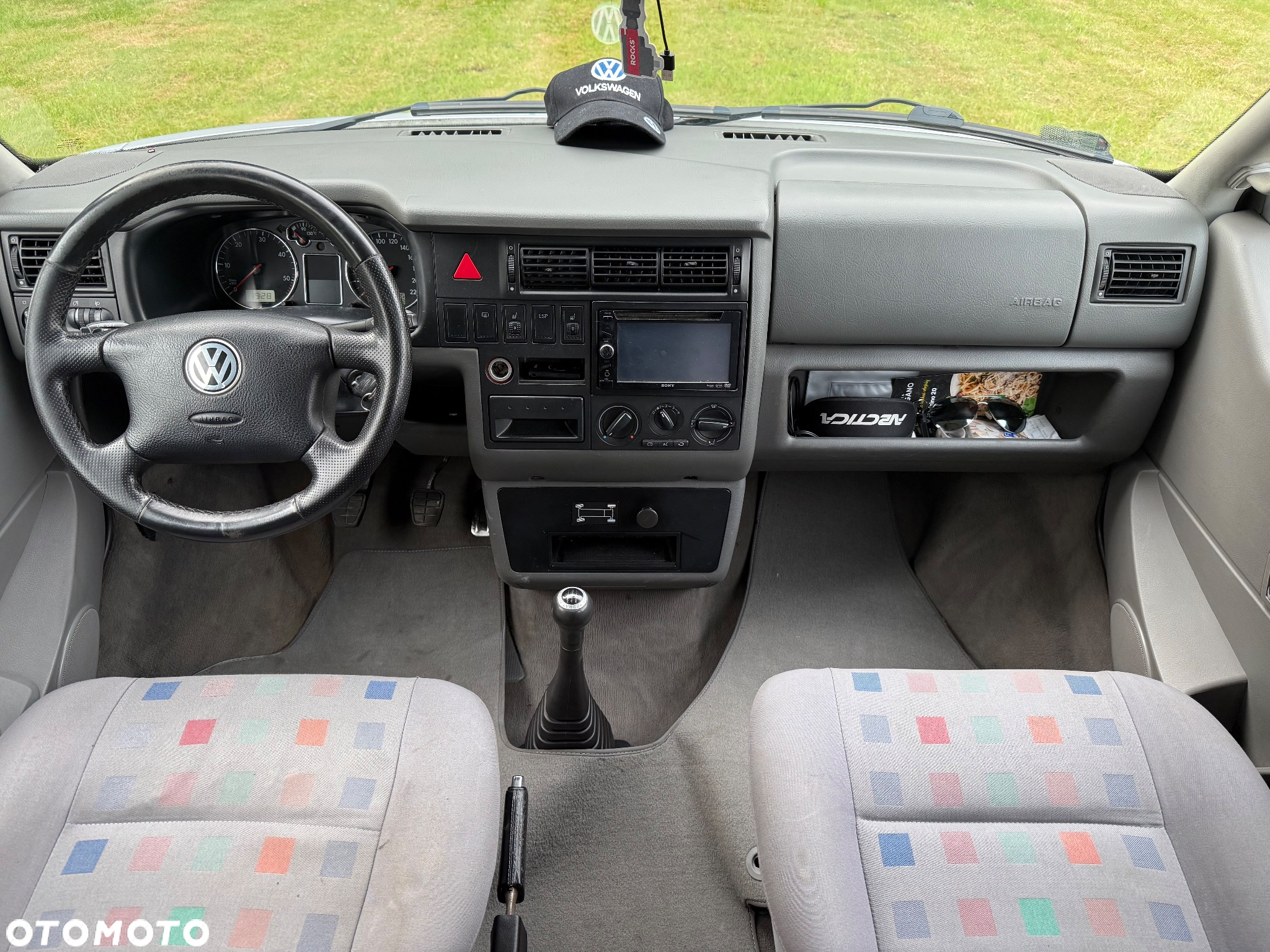 Volkswagen Multivan TDI - 14