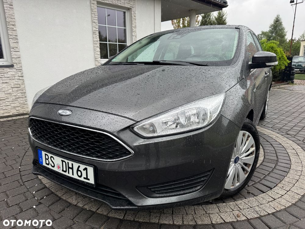 Ford Focus 1.0 EcoBoost Titanium - 3