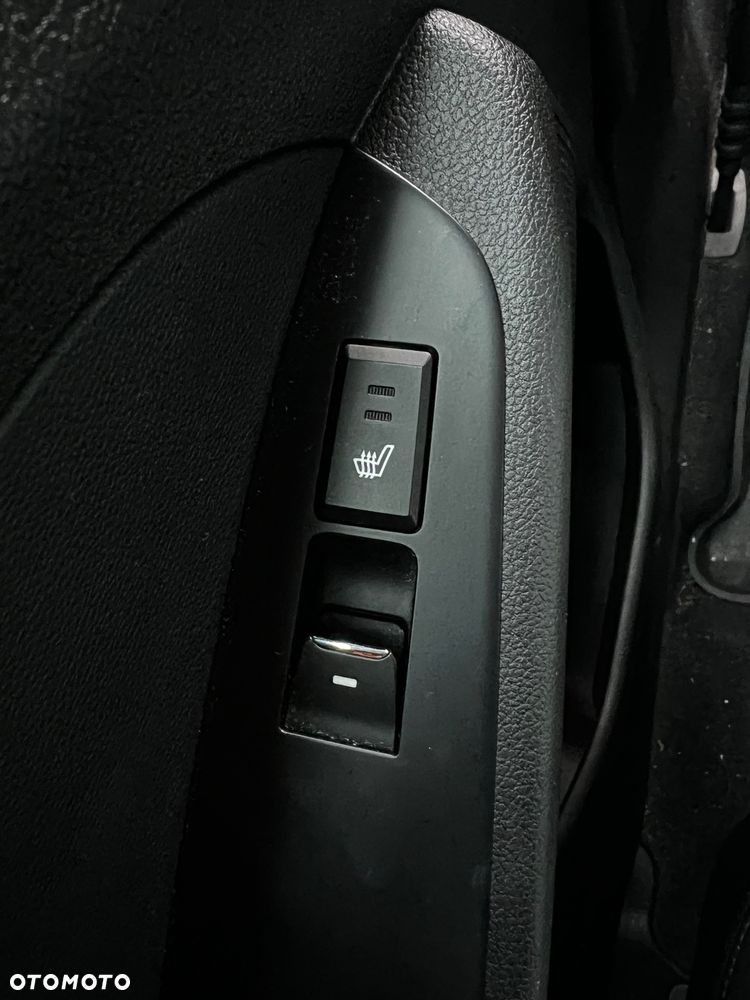 Hyundai Tucson 1.6 GDI BlueDrive Style 2WD - 35