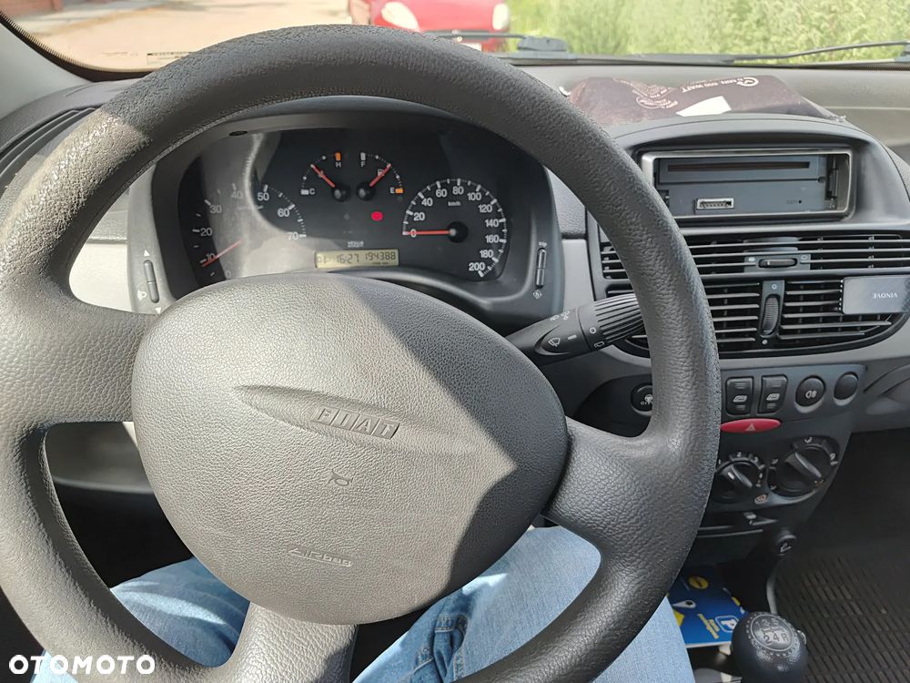 Fiat Punto 1.2 8V Dynamic - 7