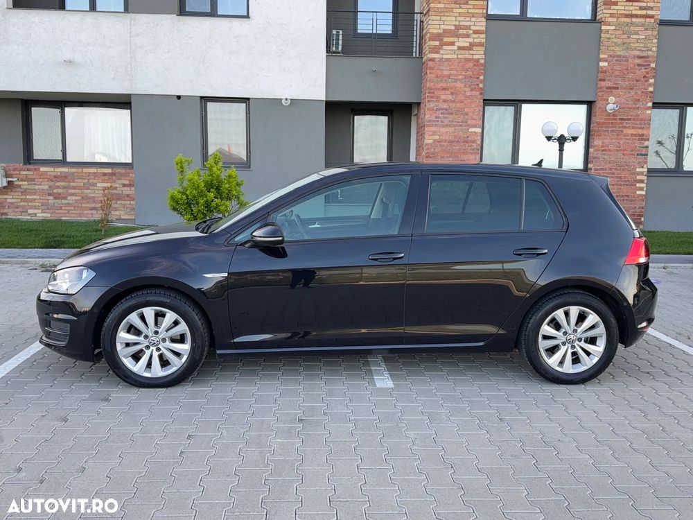 Volkswagen Golf - 16