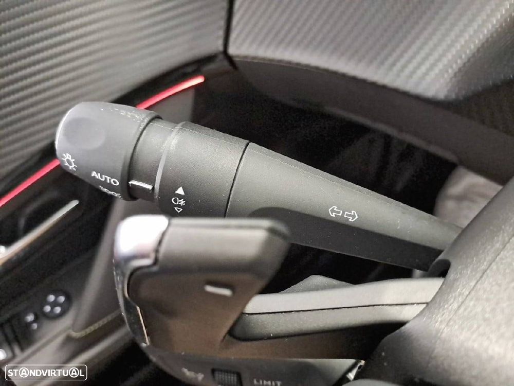 Peugeot 208 1.2 PureTech GT EAT8 - 14