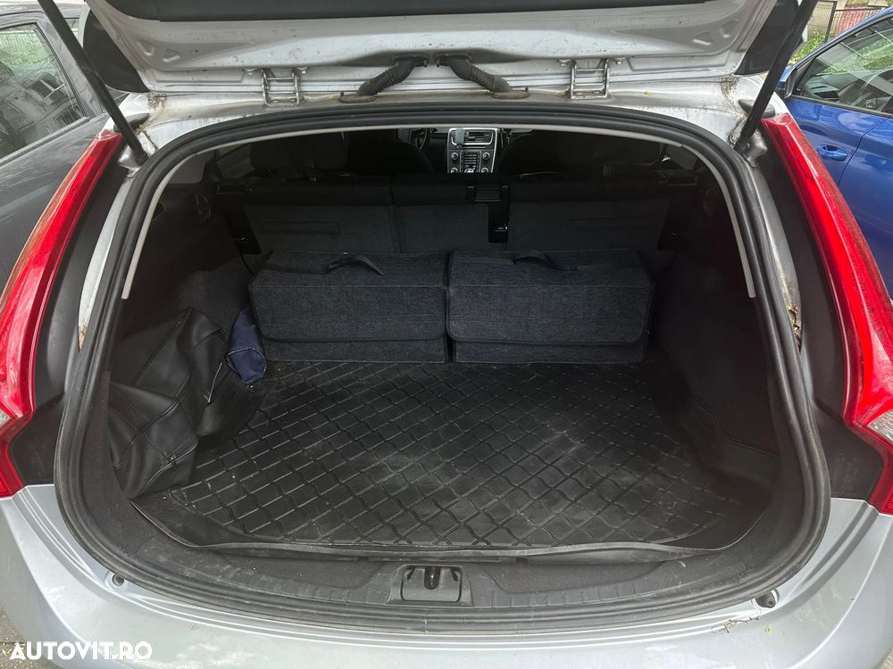 Volvo V60 D2 DRIVe Momentum - 15