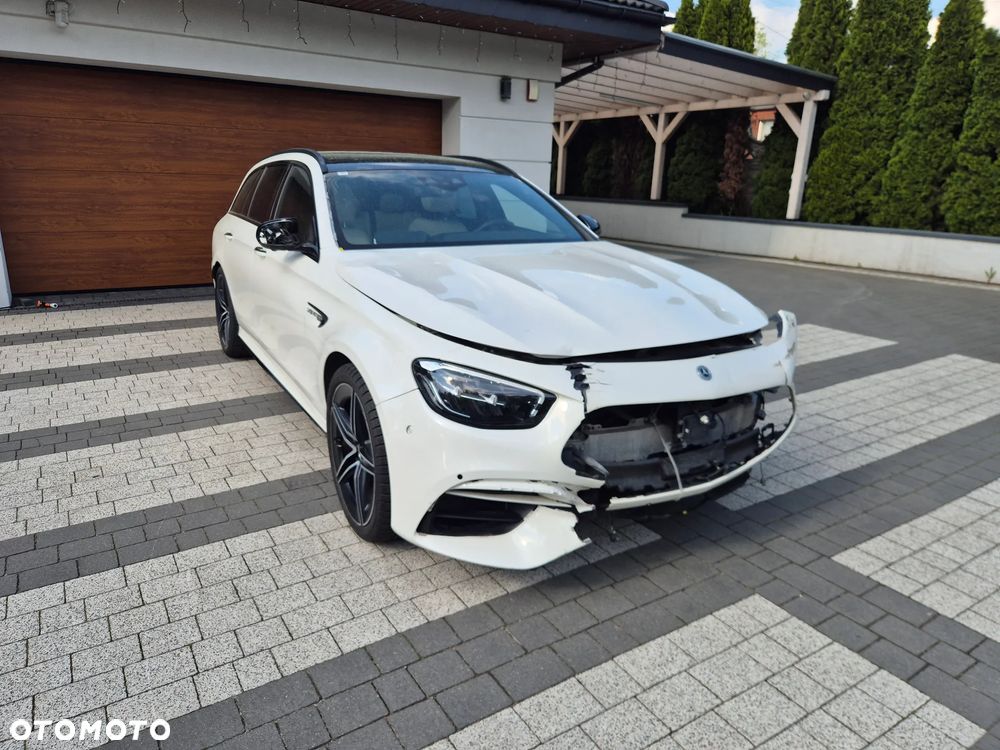 Mercedes-Benz Klasa E - 4